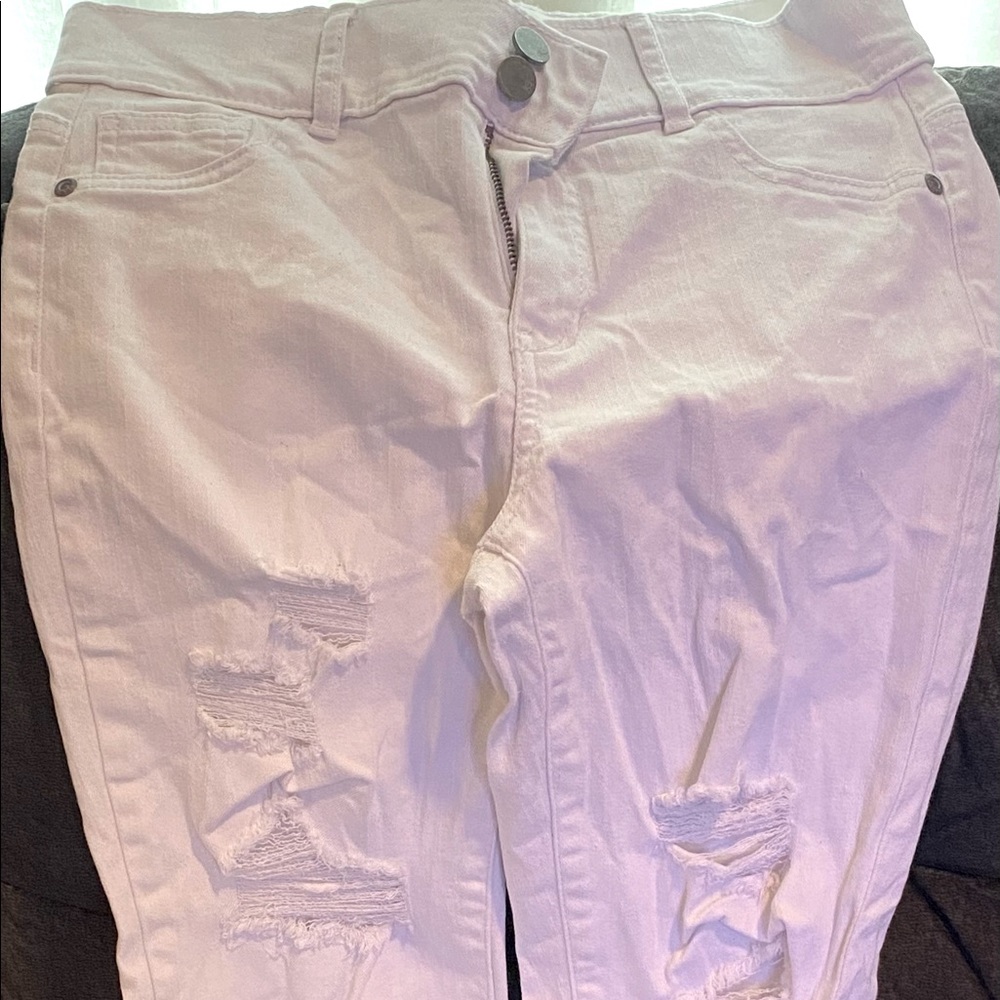 White distressed denim jeans